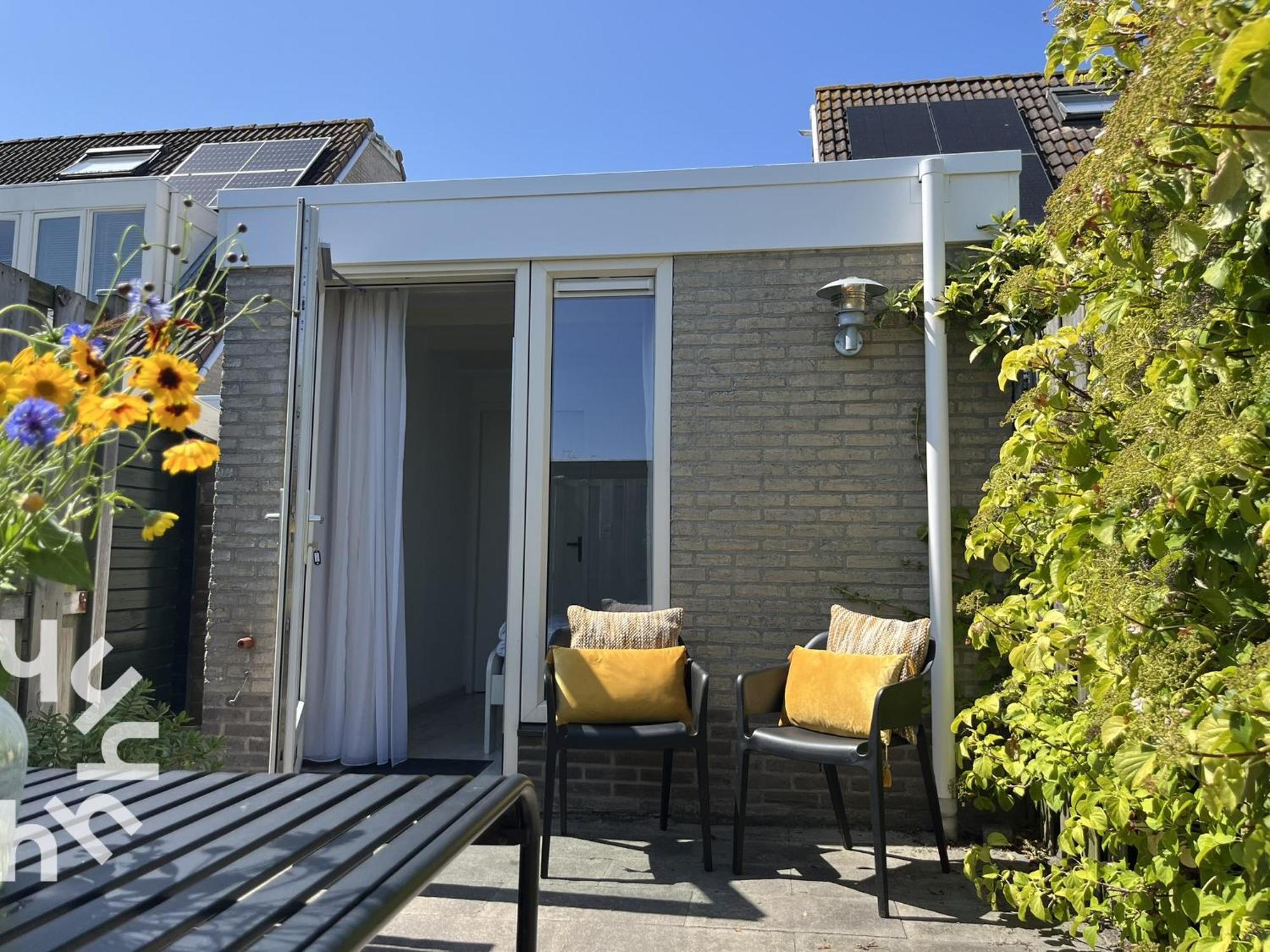 Fijne Vakantiewoning In Op Loopafstand En Centrum Met Parkeerplaats Domburg